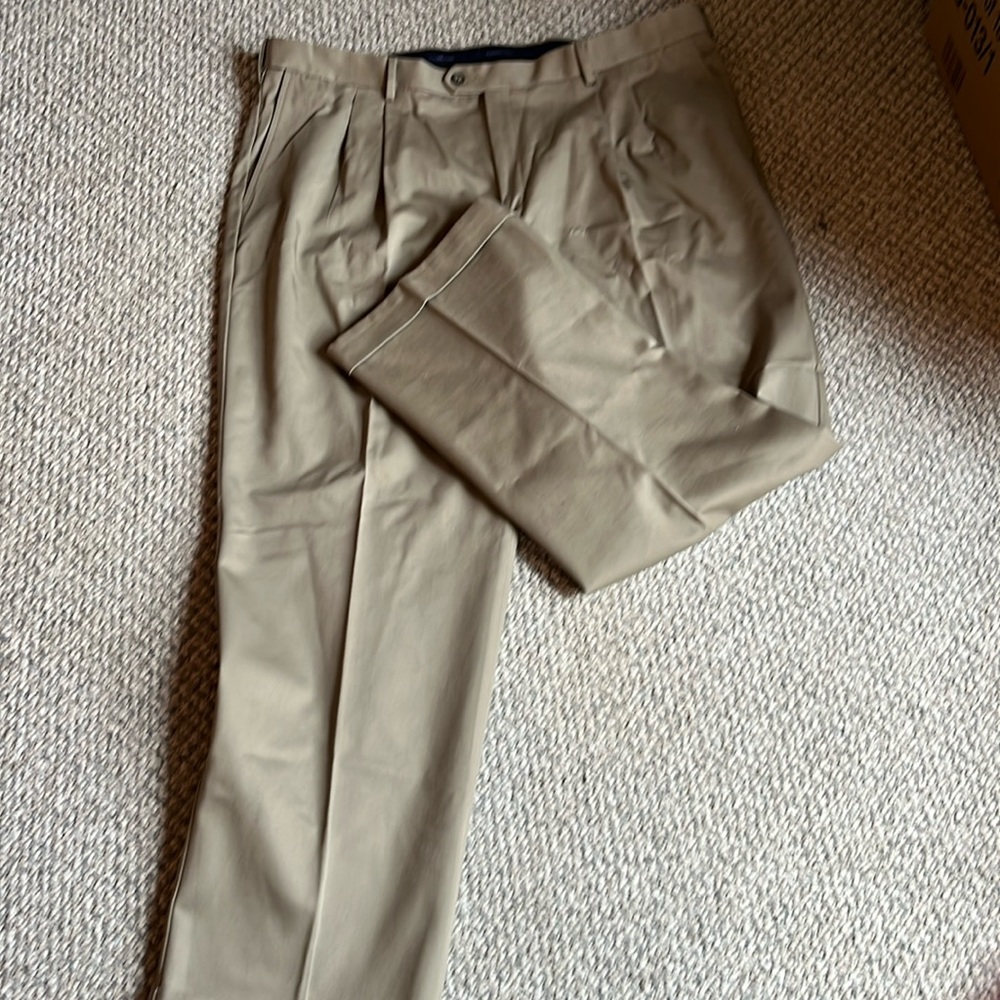 Croft & Barrow men’s dress pants 44X32